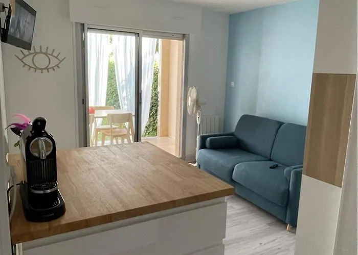 Apartmán Renove Avec Piscine, 2mns A Pied *